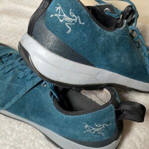 Arc’teryx Teal Suede Sneakers Size 10